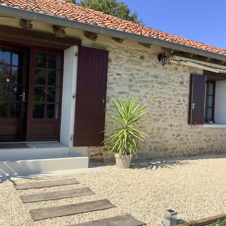 Gite Vallee Magique Panissaud Le Grand-Madieu Exterior photo