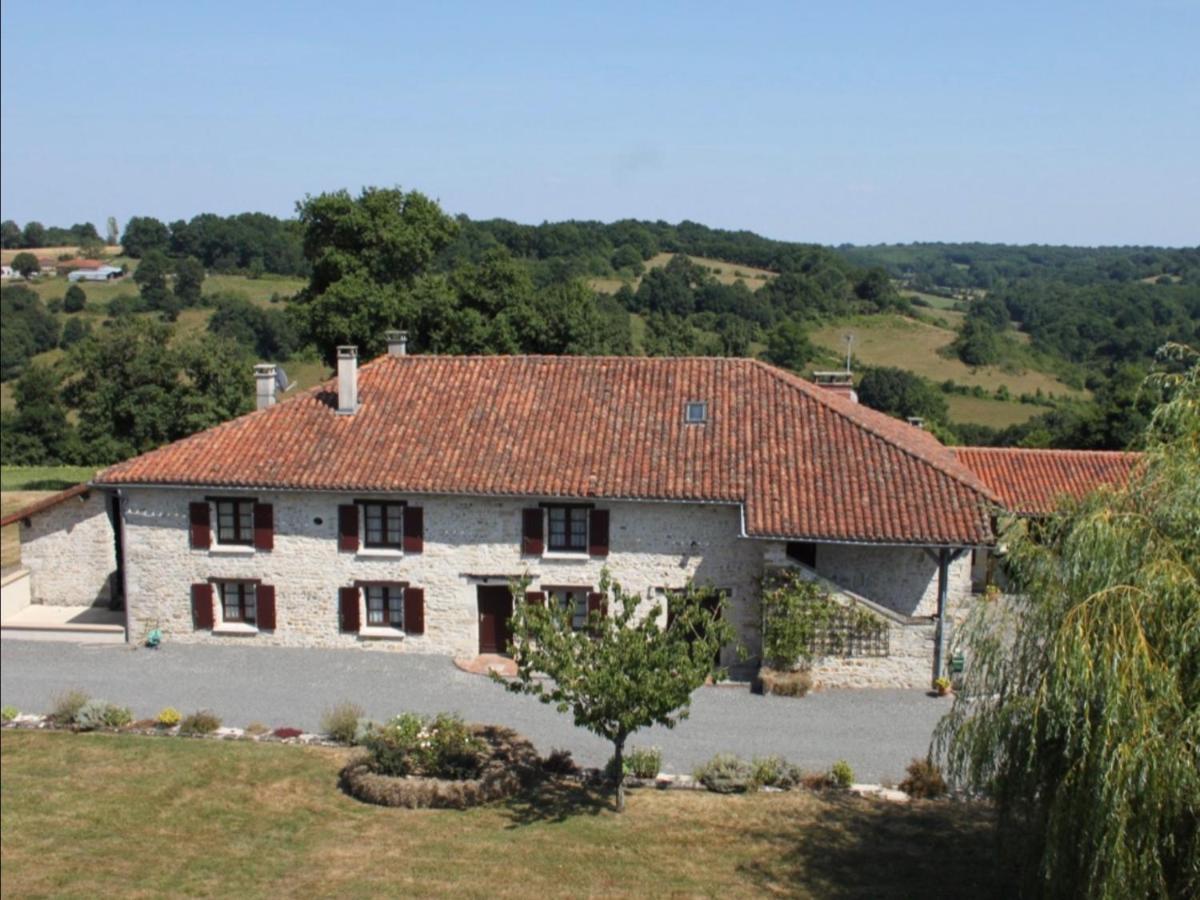 Gite Vallee Magique Panissaud Le Grand-Madieu Exterior photo
